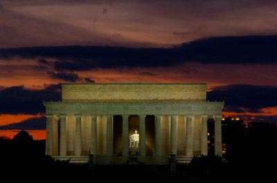 11_LincolnMemNightLS